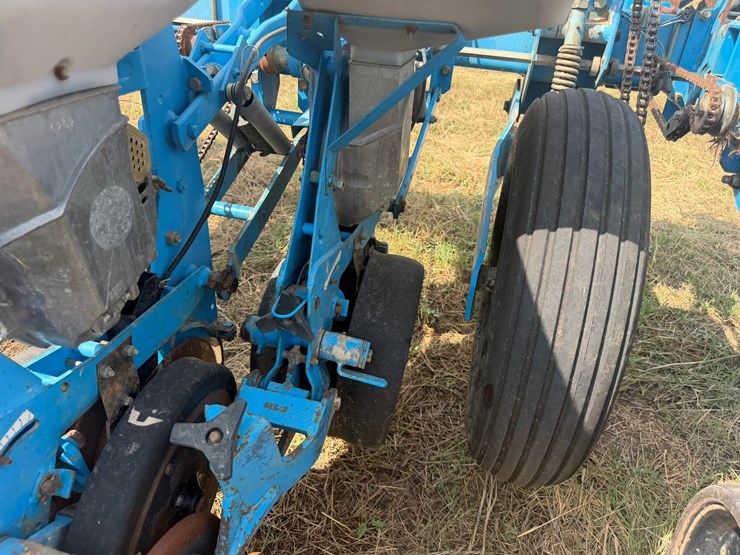 #51909-•-monosem-12-twin-row-38"-center-planter-05a116-inv#51909-image-29