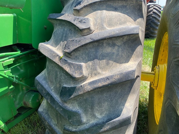 john-deere-8430-image-61