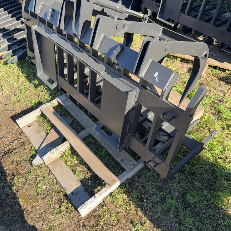 Scoop Bucket with Grapple