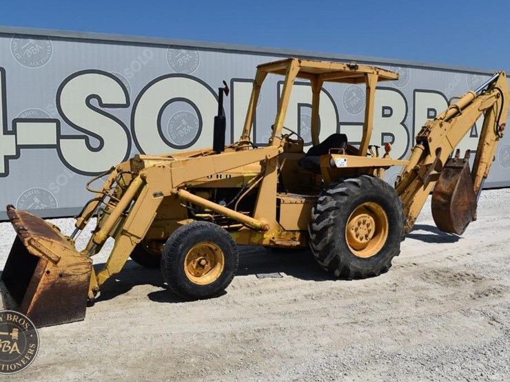 1970-ford-4500-image-2