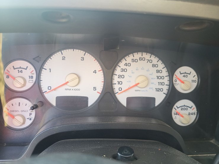 2003-dodge-ram-3500-4x4-4-door-truck-image-48