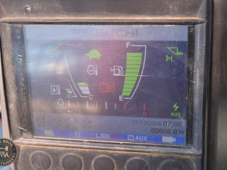 takeuchi-tl10v2-image-68