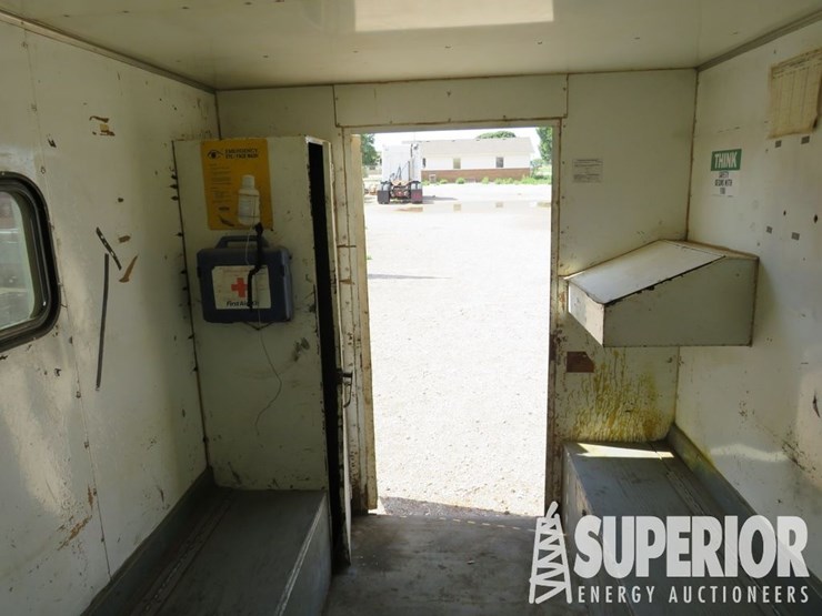 2000-carrier-trailer-16'l-t/a-doghouse-crew-trailer-image-5