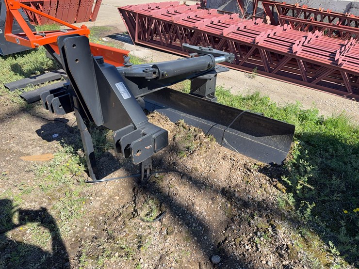 utility-blade-image-1