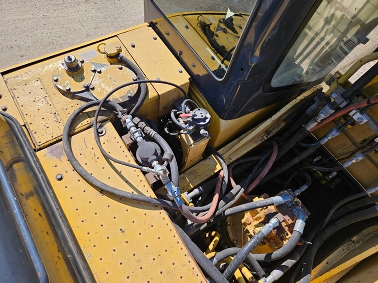2006-komatsu-pc300-lc-image-50