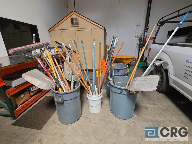ass't-broom-sticks,-squeegees,-and-attachment-heads-image-1