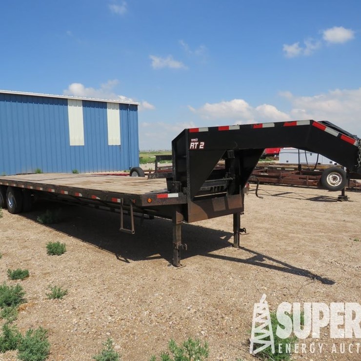 2023 TEXAS BRAGG 30'L T/A GN Dovetail Equipment Trailer