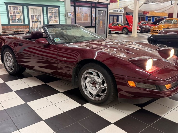 #1873-•-1993-chevrolet-corvette-image-21