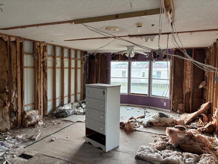 #306-•-mobile-home-image-24