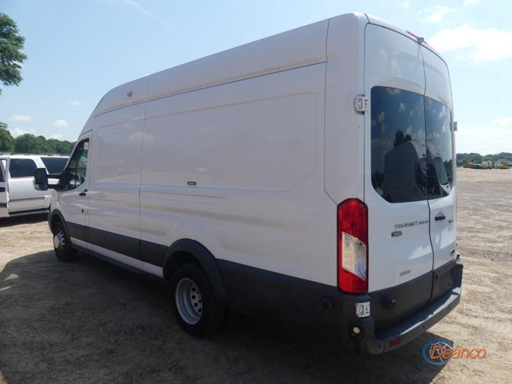 2016-ford-transit-image-3