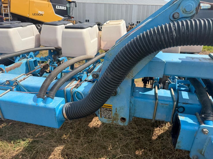 #51909-•-monosem-12-twin-row-38"-center-planter-05a116-inv#51909-image-132