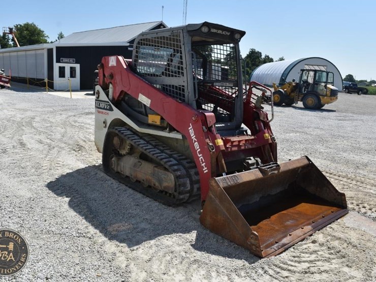 takeuchi-tl10v2-image-29