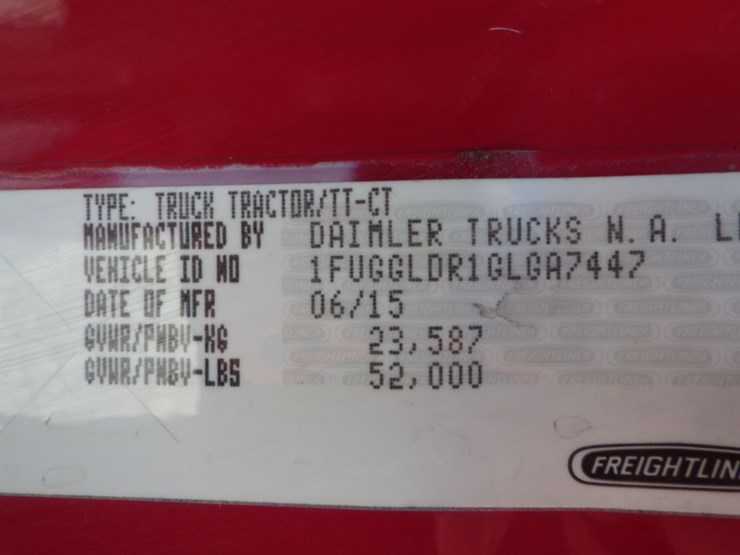 2016-freightliner-cascadia-125-evolution-image-25