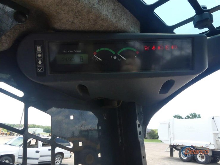 deere-328d-image-13