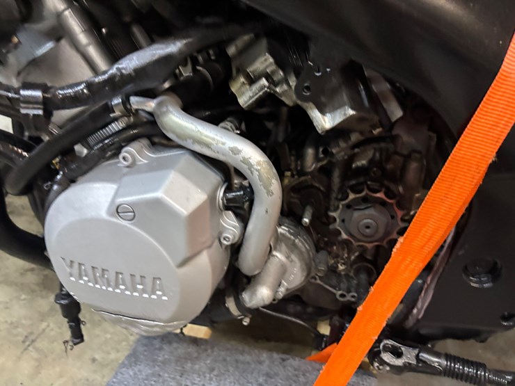 #402-•-yamaha-r1-for-parts/-repairs-image-8