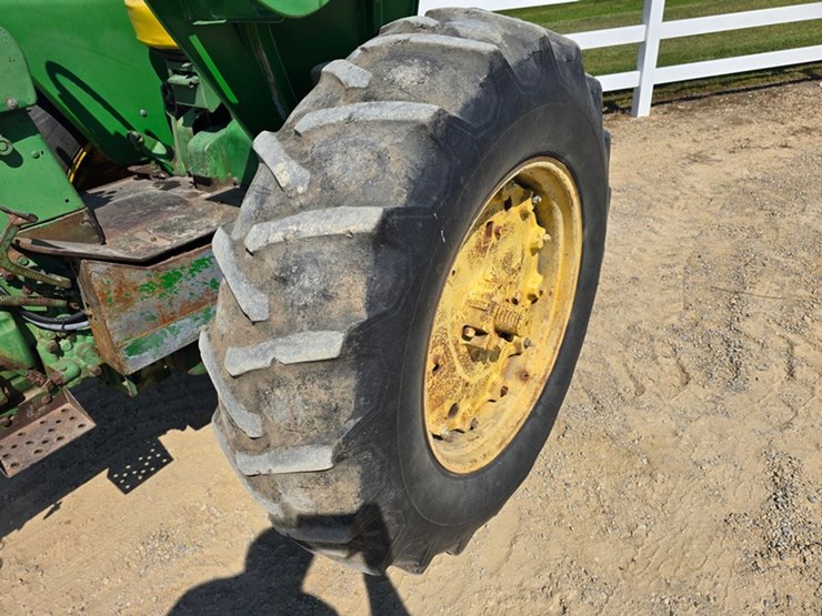 john-deere-4020-image-15