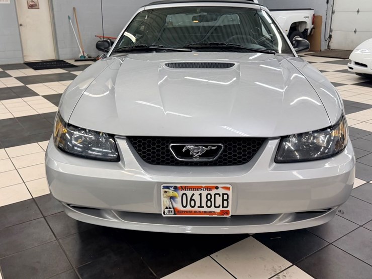 #1874-•-2002-ford-mustang-image-10