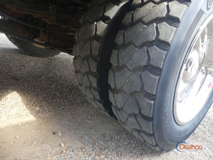 2020-ford-f550-image-4