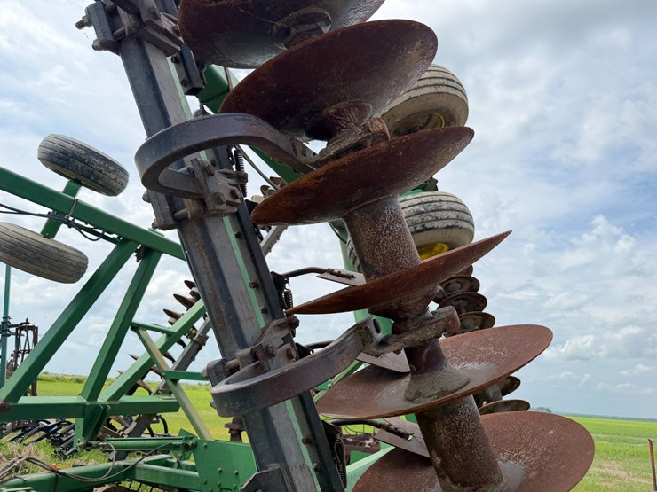 john-deere-37-image-39