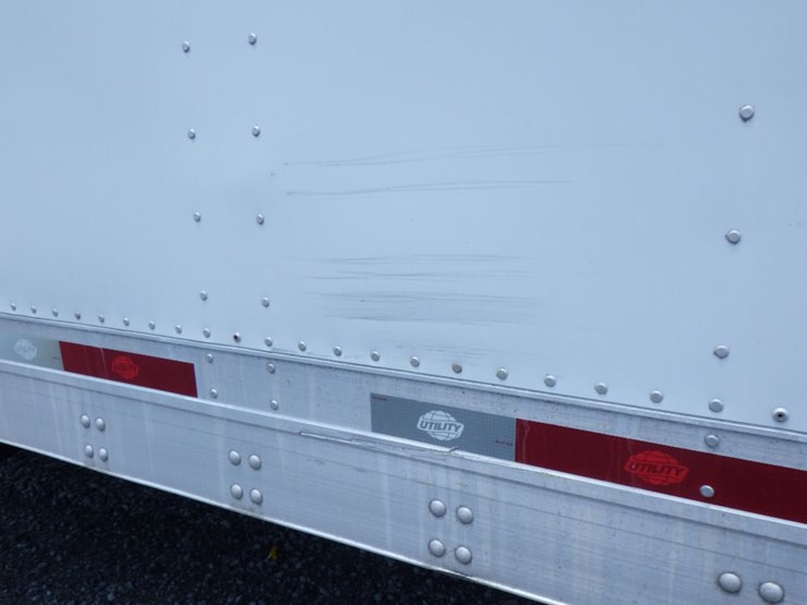 2014-utility-4000d-x-image-22