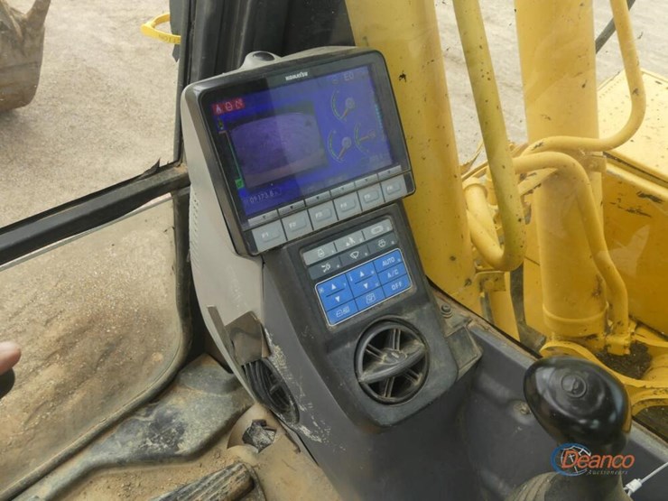 2016-komatsu-pc210-lc-11-image-12