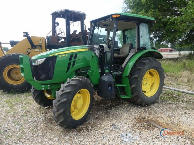 2020-john-deere-5090e-image-14