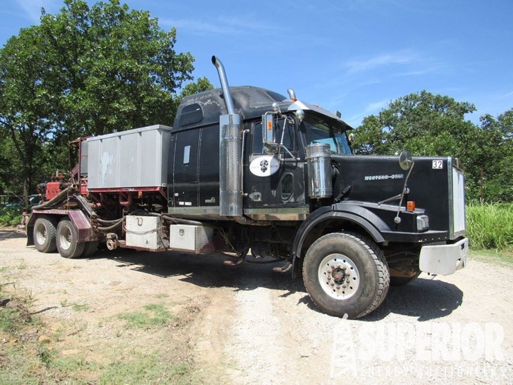 2007-caterpillar-c15-image-18