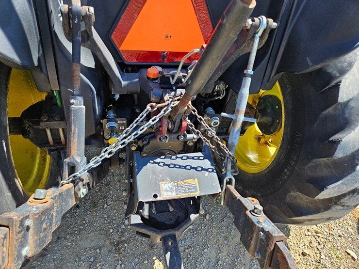 john-deere-5205-image-22