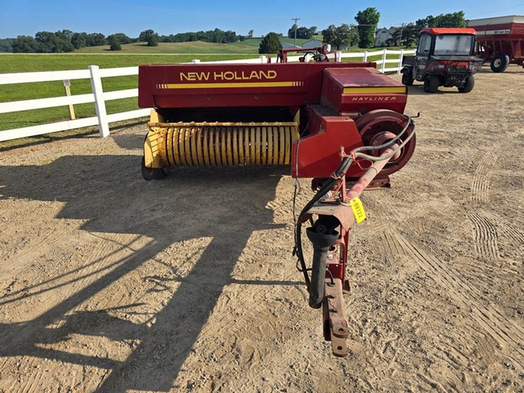 new-holland-316-image-8