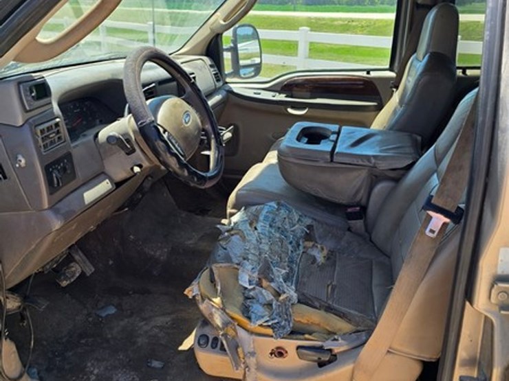 2003-ford-f250-image-14
