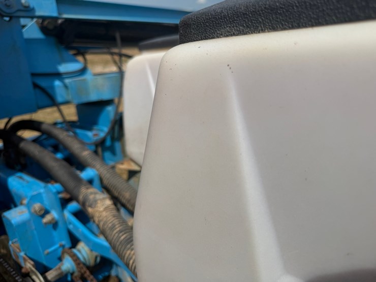 #51909-•-monosem-12-twin-row-38"-center-planter-05a116-inv#51909-image-62