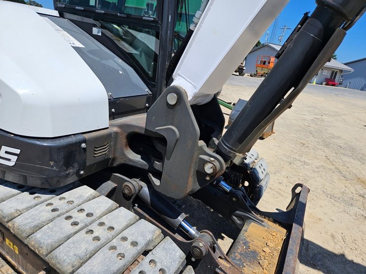 bobcat-e85-image-24