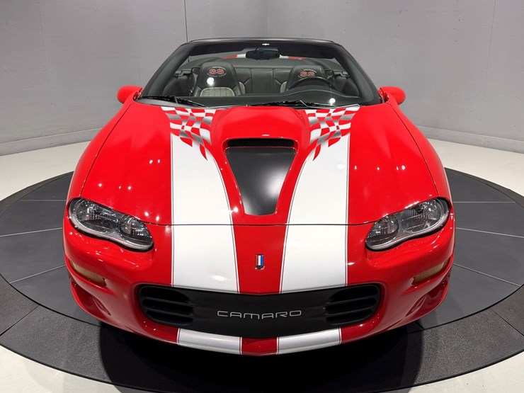 #1517-•-2002-chevrolet-camaro-ss-image-17
