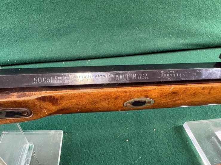 cva-50cal-black-powder-rifle-image-5