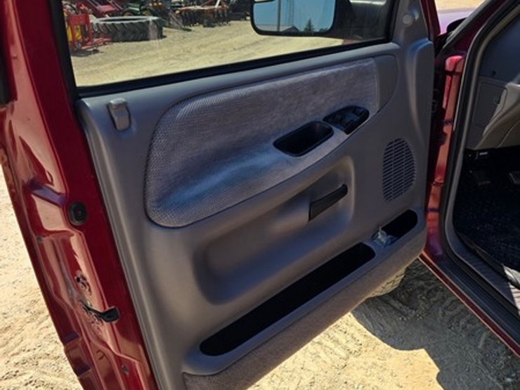1996-dodge-ram-2500-image-15