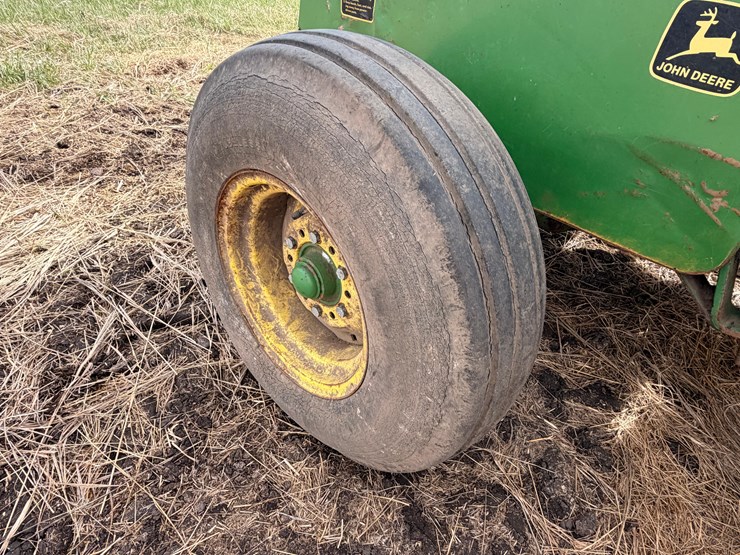 john-deere-3950-image-15