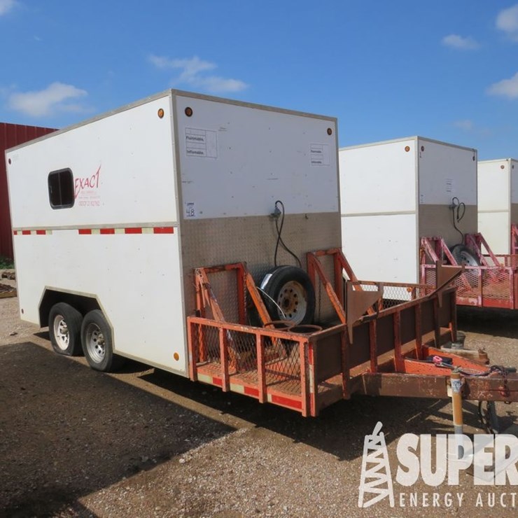 2006 CARRIER TRAILER 16'L T/A Doghouse Crew Trailer