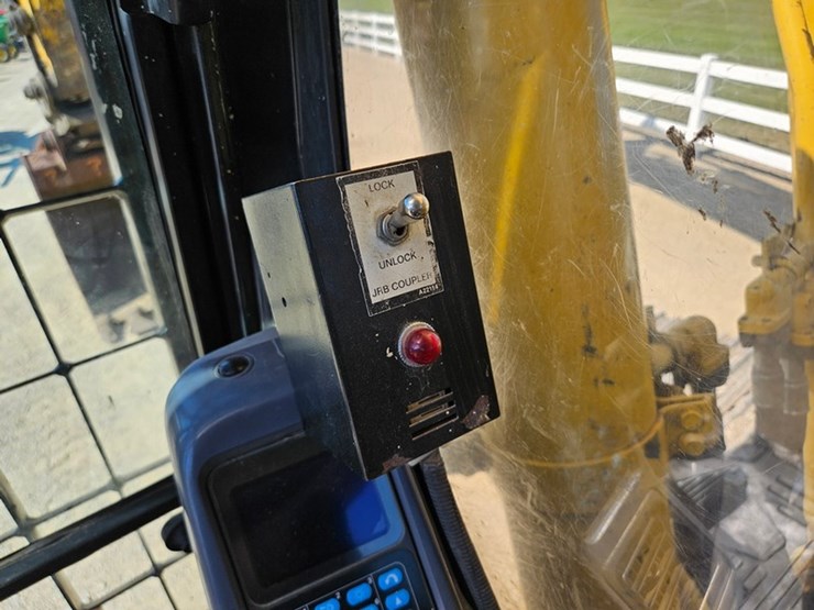 2006-komatsu-pc300-lc-image-72