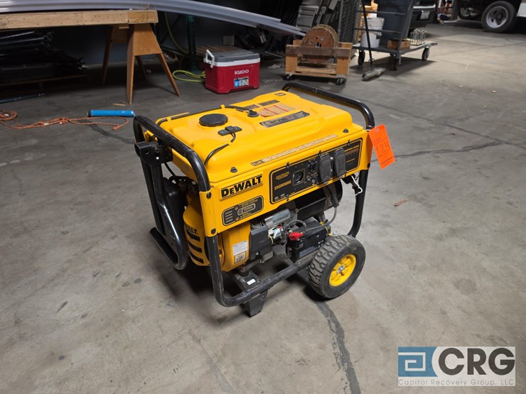 dewalt dxgnr8000-portable-generator-image-1