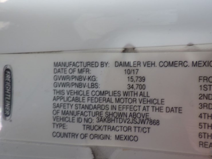 2018-freightliner-cascadia-116-image-12
