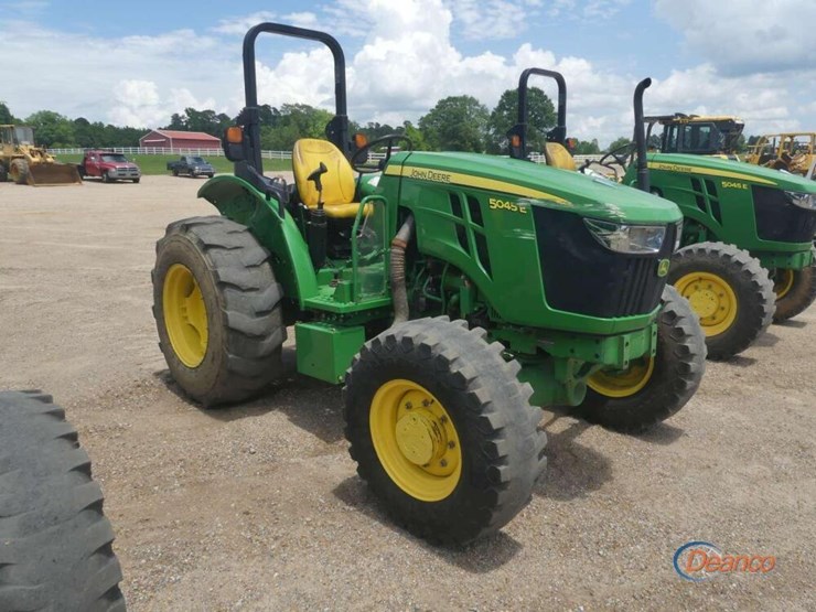john-deere-5045e-image-1