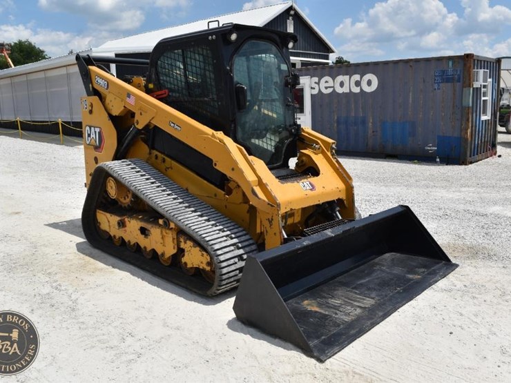 2019-caterpillar-299d3-image-17