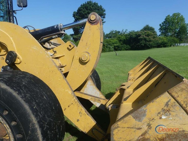 2015-caterpillar-938k-image-9