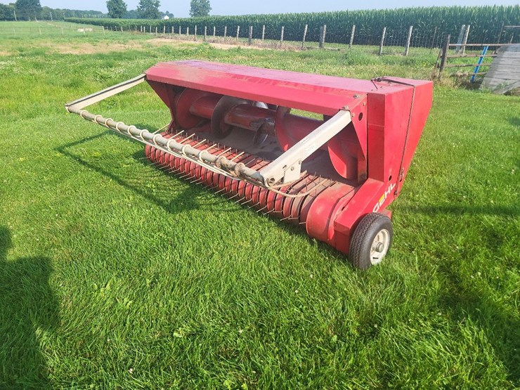 gehl-1065-tandem-axle-forage-chopper-w/2-heads---nice-image-48