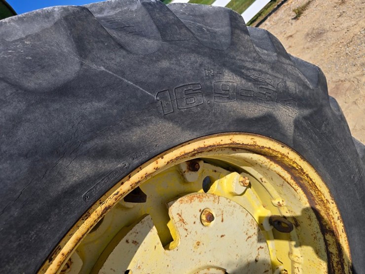 john-deere-4020-image-17