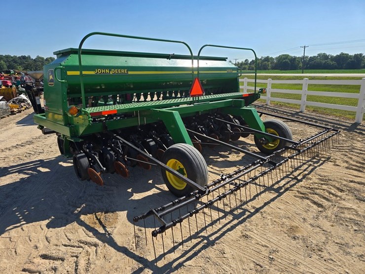 john-deere-1560-image-3