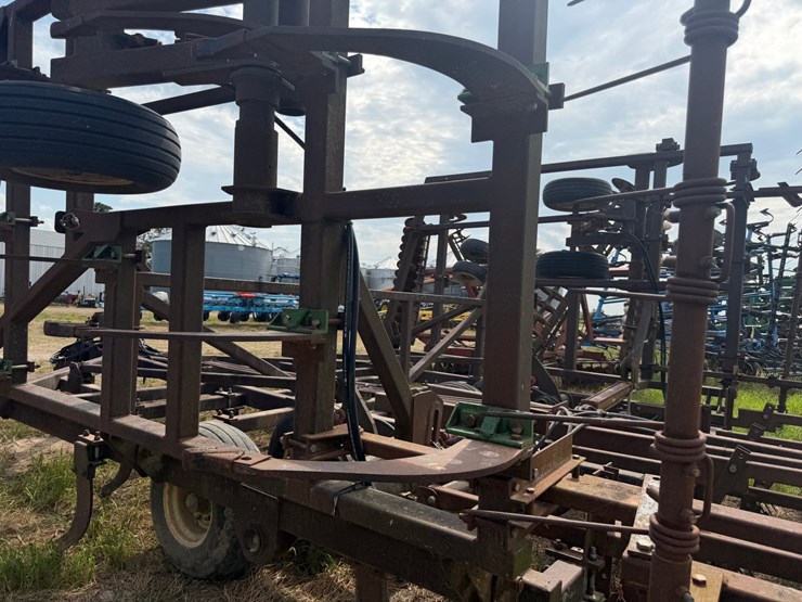 #51911-•-30'-chisel-plow-inv#51911-image-36