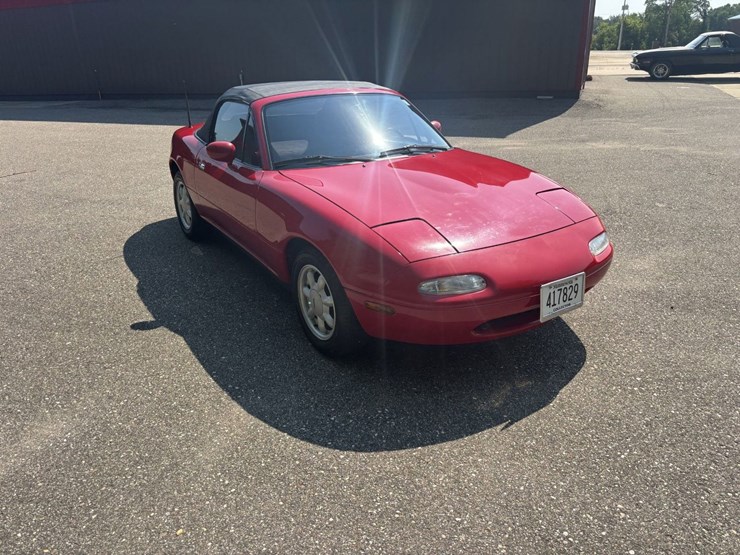 #1872-•-1990-mazda-miata-convertible-image-14