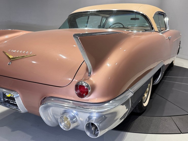#1513-•-1957-cadillac-eldorado-image-36