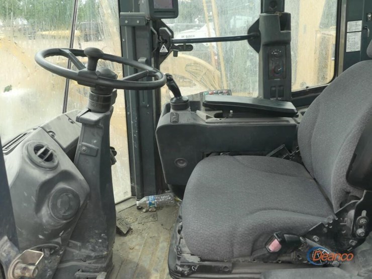 deere-524k-image-13